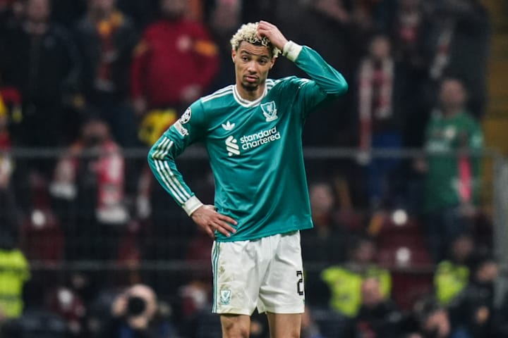 雨果·埃基蒂凯