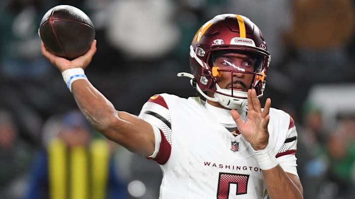 Nov 14, 2024; Philadelphia, Pennsylvania, USA; Washington Commanders quarterback Jayden Daniels (5) against the Philadelphia Eagles at Lincoln Financial Field. Mandatory Credit: Eric Hartline-Imagn Images Nov 14, 2024; Philadelphia, Pennsylvania, USA; Washington Commanders quarterback Jayden Daniels (5) against the Philadelphia Eagles at Lincoln Financial Field. Mandatory Credit: Eric Hartline-Imagn Images