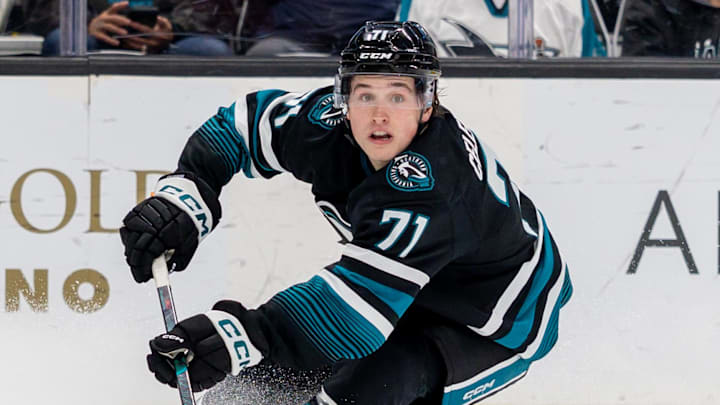 Mar 13, 2025; San Jose, California, USA; San Jose Sharks center Macklin Celebrini (71) controls the puck during the third period against the Chicago Blackhawks at SAP Center at San Jose. Mandatory Credit: Bob Kupbens-Imagn Images Mar 13, 2025; San Jose, California, USA; San Jose Sharks center Macklin Celebrini (71) controls the puck during the third period against the Chicago Blackhawks at SAP Center at San Jose. Mandatory Credit: Bob Kupbens-Imagn Images