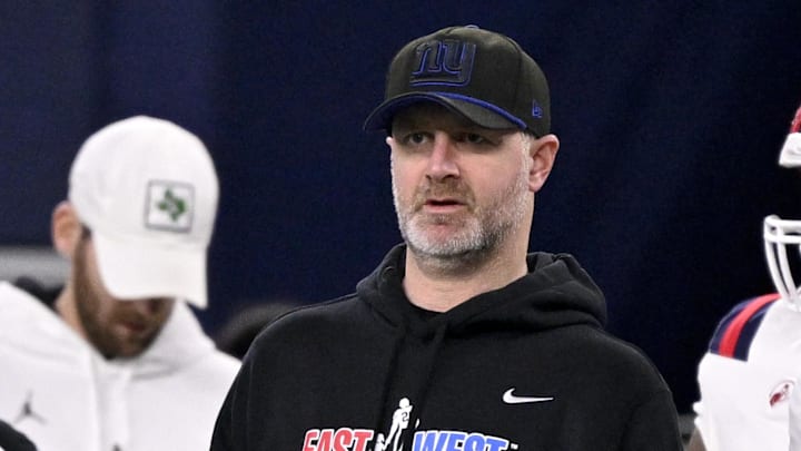 Jan 30, 2025; Arlington, TX, USA; West head coach Shane Bowen of the New York Giants looks on from the sidelines during the first half against the East at AT&T Stadium.  
