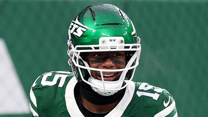 Nov 30, 2025; East Rutherford, New Jersey, USA;New York Jets wide receiver Adonai Mitchell (15) reacts after a touchdown catch against the Atlanta Falcons during the second half at MetLife Stadium. Mandatory Credit: Vincent Carchietta-Imagn Images Nov 30, 2025; East Rutherford, New Jersey, USA;New York Jets wide receiver Adonai Mitchell (15) reacts after a touchdown catch against the Atlanta Falcons during the second half at MetLife Stadium. Mandatory Credit: Vincent Carchietta-Imagn Images