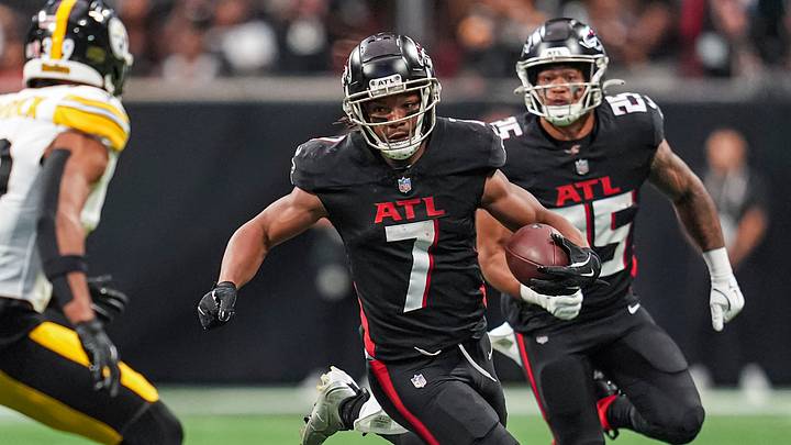 Atlanta Falcons running back Bijan Robinson will need to play a big role against the Pittsburgh Steelers. Atlanta Falcons running back Bijan Robinson will need to play a big role against the Pittsburgh Steelers.