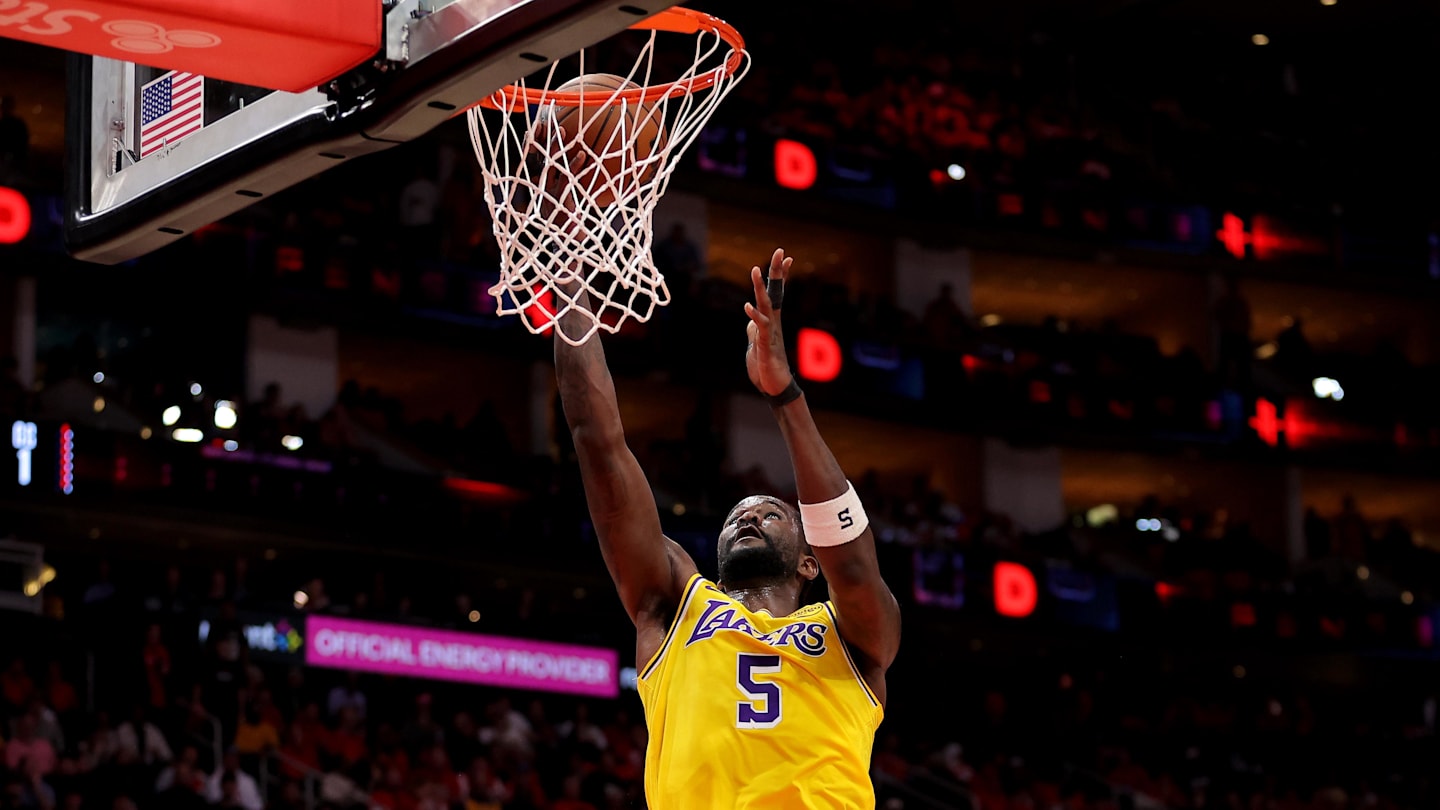 Lakers’ Marcus Smart, Austin Reaves Send Strong Message About Deandre Ayton
