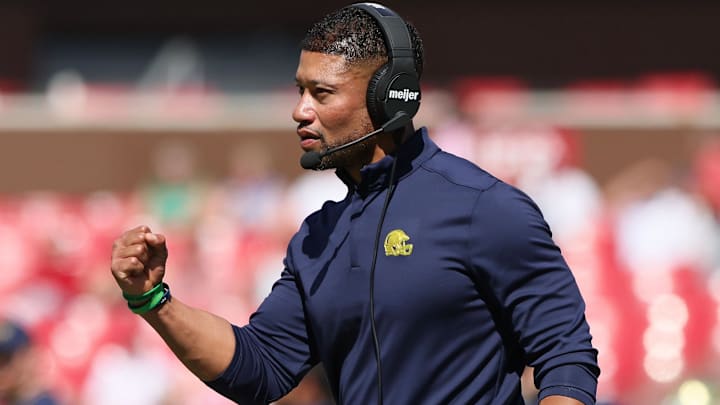 Sep 27, 2025; Fayetteville, Arkansas, USA; Notre Dame Fighting Irish head coach Marcus Freeman celebrates after a score during the third quarter against the Arkansas Razorbacks at Donald W. Reynolds Razorback Stadium. Notre Dame won 56-13. Sep 27, 2025; Fayetteville, Arkansas, USA; Notre Dame Fighting Irish head coach Marcus Freeman celebrates after a score during the third quarter against the Arkansas Razorbacks at Donald W. Reynolds Razorback Stadium. Notre Dame won 56-13.