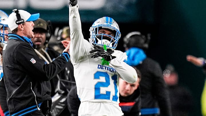 Detroit Lions cornerback Amik Robertson (21).