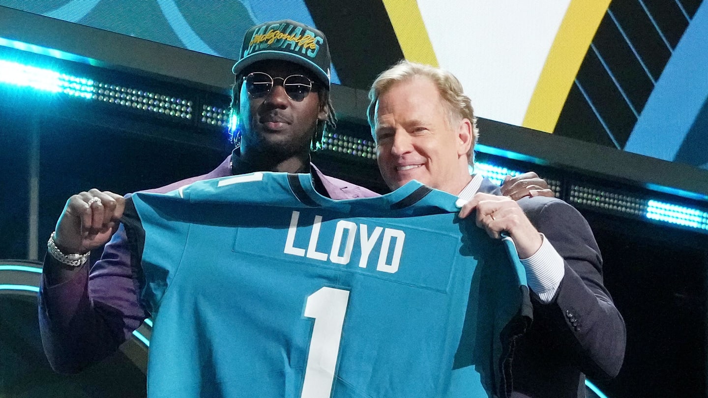 1 2026 Draft Option for Jaguars to Replace Devin Lloyd