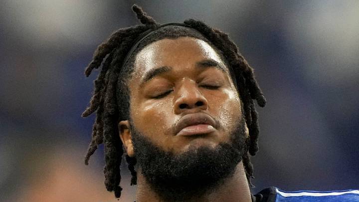 Chicago Bears defensive end Dayo Odeyingbo