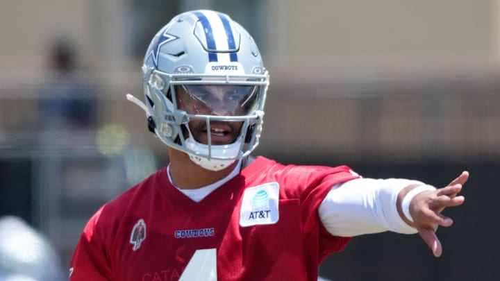 Cowboys quarterback Dak Prescott thinks the team and Micah Parsons will reach a new deal.