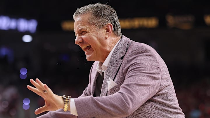 Arkansas Razorbacks coach John Calipari reacts to a call in the second half of a game against the Tennessee Volunteers at Bud Walton Arena in Fayetteville, Ark.