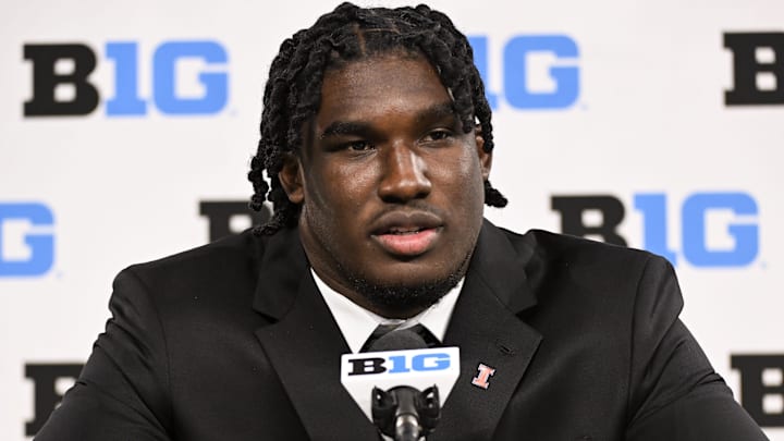 Jul 23, 2024; Indianapolis, IN, USA; Illinois Fighting Illini outside linebacker Gabe Jacas speaks to the media during the Big 10 football media day at Lucas Oil Stadium. Mandatory Credit: Robert Goddin-Imagn Images