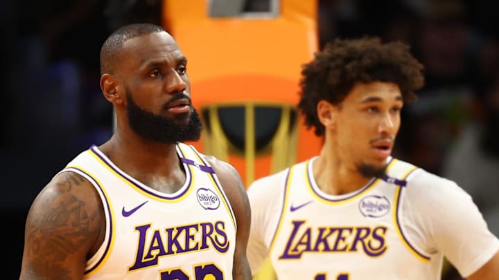 LeBron James and Jaxson Hayes 