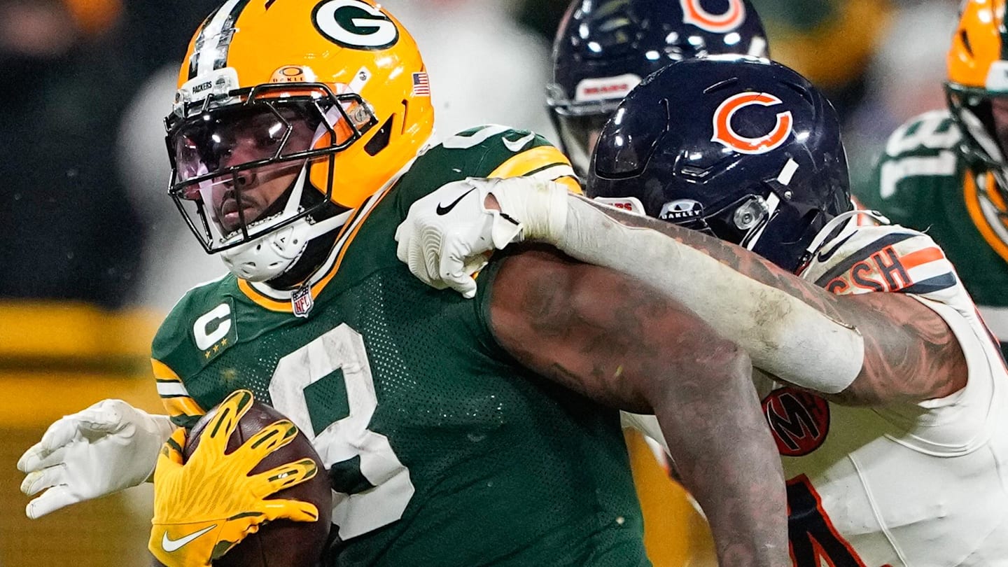 Final Packers-Bears Injury Report Filled With Key Players Out, Questionable