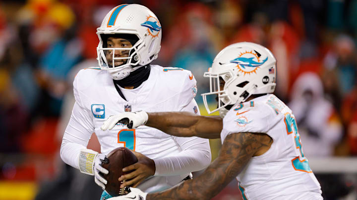 AFC Wild Card Playoffs - Miami Dolphins v Kansas City Chiefs