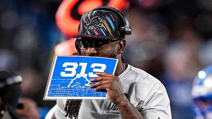 Detroit Lions defensive coordinator Kelvin Sheppard on the sideline during the first half against Carolina Panthers at Bank of America Stadium in Charlotte on Sunday, Oct. 4, 2026. Detroit Lions defensive coordinator Kelvin Sheppard on the sideline during the first half against Carolina Panthers at Bank of America Stadium in Charlotte on Sunday, Oct. 4, 2026.
