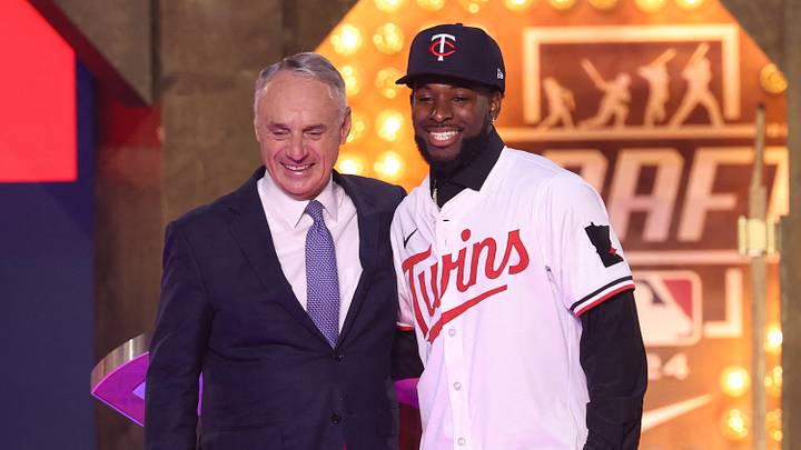 Jul 14, 2024; Ft. Worth, TX, USA; MLB Commissioner Rob Manfred takes a photo with Kaelen Culpepper after he was drafted by the Minnesota Twins with the 21st pick during the first round of the MLB Draft at Cowtown Coliseum. Mandatory Credit: Kevin Jairaj-USA TODAY Sports Jul 14, 2024; Ft. Worth, TX, USA; MLB Commissioner Rob Manfred takes a photo with Kaelen Culpepper after he was drafted by the Minnesota Twins with the 21st pick during the first round of the MLB Draft at Cowtown Coliseum. Mandatory Credit: Kevin Jairaj-USA TODAY Sports
