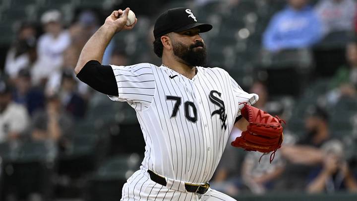 Aug 24, 2026; Chicago, Illinois, USA; Chicago White Sox pitcher Jose Urquidy (70) delivers the ball during the first inning against the Texas Rangers at Rate Field. Mandatory Credit: Matt Marton-Imagn Images Aug 24, 2026; Chicago, Illinois, USA; Chicago White Sox pitcher Jose Urquidy (70) delivers the ball during the first inning against the Texas Rangers at Rate Field. Mandatory Credit: Matt Marton-Imagn Images