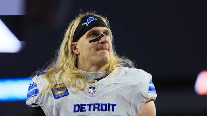 Detroit Lions middle linebacker Alex Anzalone (34) walks off the field after a win over the Cincinnati Bengals 