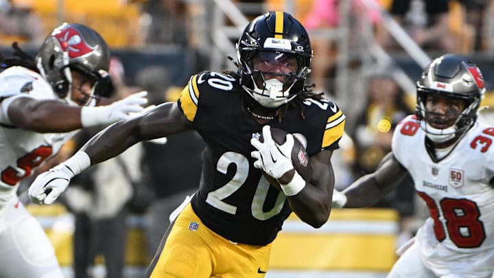 Aug 16, 2025; Pittsburgh, Pennsylvania, USA; Pittsburgh Steelers running back Kaleb Johnson (20) runs against the Tampa Bay Buccaneers during the second quarter at Acrisure Stadium. Mandatory Credit: Barry Reeger-Imagn Images Aug 16, 2025; Pittsburgh, Pennsylvania, USA; Pittsburgh Steelers running back Kaleb Johnson (20) runs against the Tampa Bay Buccaneers during the second quarter at Acrisure Stadium. Mandatory Credit: Barry Reeger-Imagn Images