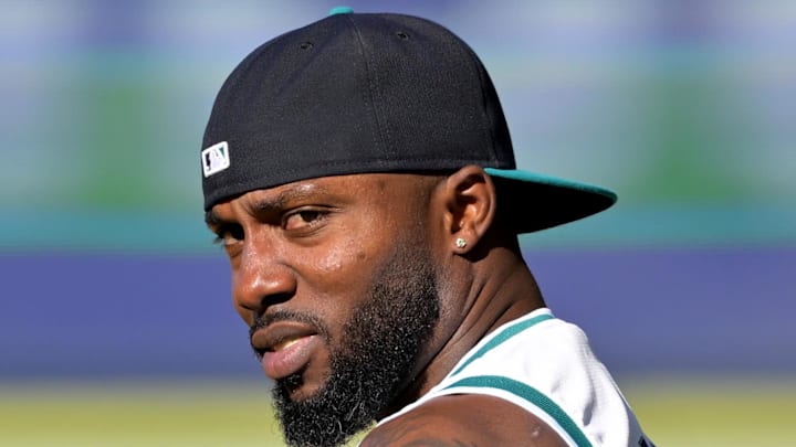 Seattle Mariners left fielder Randy Arozarena (56) warms up prior to the game against the Los Angeles Angels at Angel Stadium on July 24. 