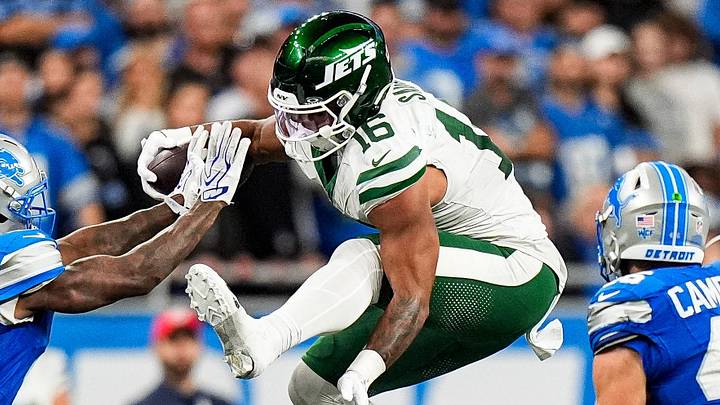 New York Jets tight end Kenyon Sadiq New York Jets tight end Kenyon Sadiq