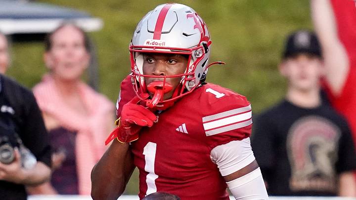 Baylor's Antwaun Adams (1) receives a pass for a touchdown against Brentwood Academy during the first half at Baylor in Chattanooga, Tenn., Thursday, Aug. 20, 2026.