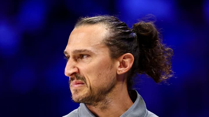 Dallas Wings head coach Chris Koclanes reacts against the Golden State Valkyries.