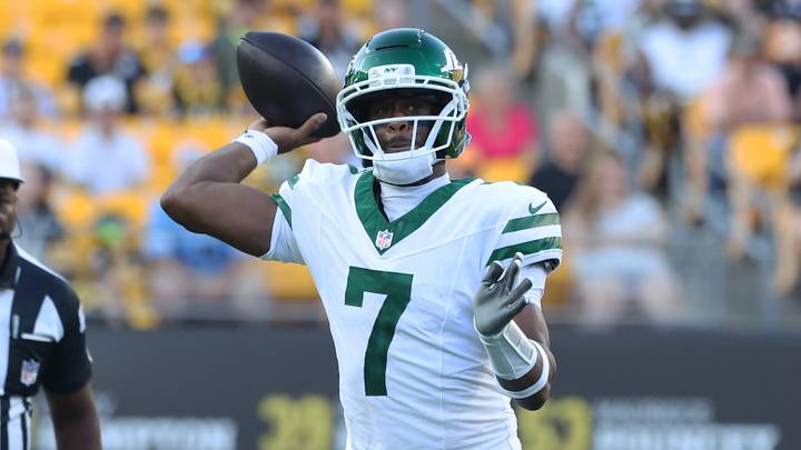 New York Jets quarterback Geno Smith New York Jets quarterback Geno Smith