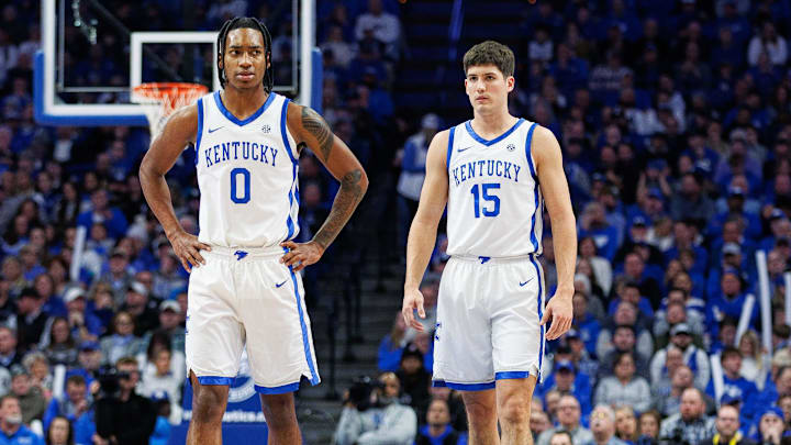 Kentucky Wildcats guards Rob Dillingham (0) and Reed Sheppard (15)