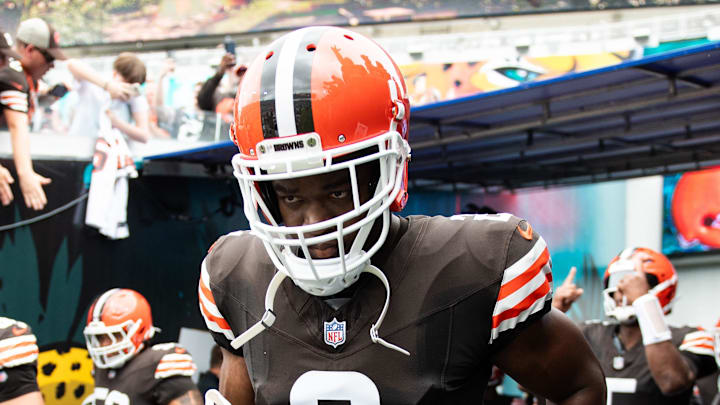 Sep 15, 2024; Jacksonville, Florida, USA;  Cleveland Browns wide receiver Amari Cooper (2) runs onto the field before a game against the Jacksonville Jaguars at EverBank Stadium. Mandatory Credit: Jeremy Reper-Imagn Images