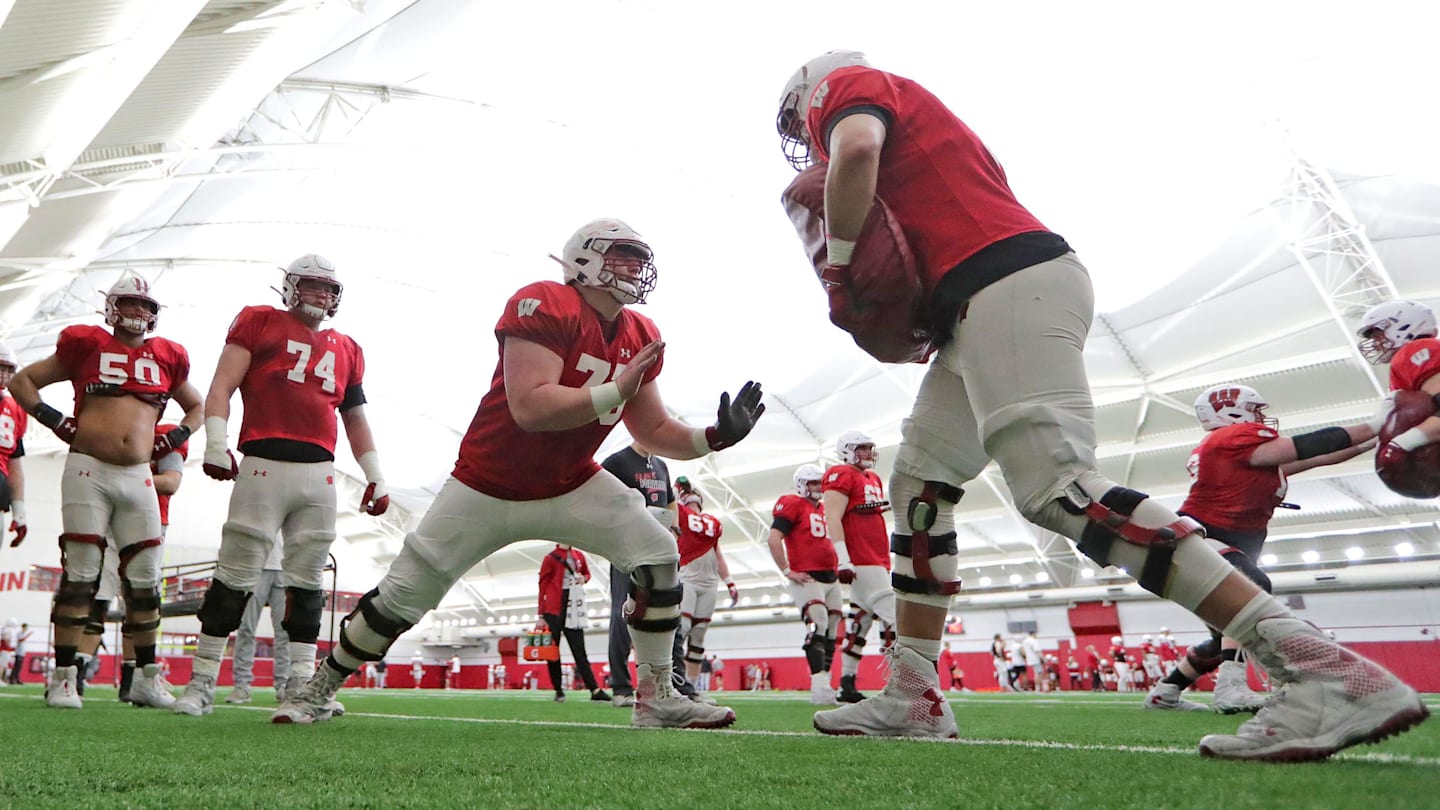 Wisconsin Badgers pick up all-conference offensive lineman from Division-II in transfer portal