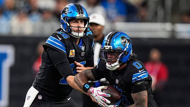 Detroit Lions quarterback Jared Goff (16) hands the ball to running back Jahmyr Gibbs (0). Detroit Lions quarterback Jared Goff (16) hands the ball to running back Jahmyr Gibbs (0).