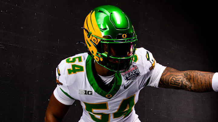 oregon ducks football uniforms indiana hoosiers peach bowl big ten conference college football playoff semifinals dante moore