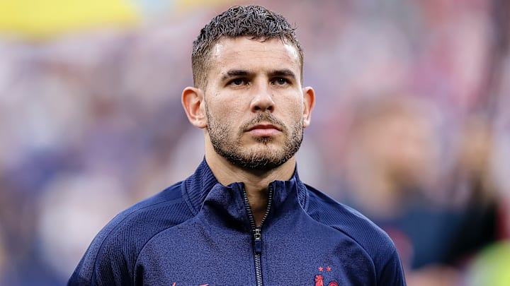 Lucas Hernandez est officiellement un joueur du PSG !