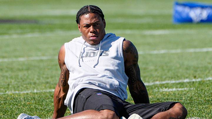 Detroit Lions running back Jahmyr Gibbs (0) on field after practice during training camp Detroit Lions running back Jahmyr Gibbs (0) on field after practice during training camp
