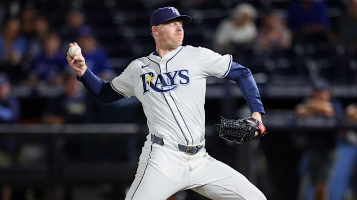 Sep 17, 2025; Tampa, Florida, USA; Tampa Bay Rays pitcher Pete Fairbanks (29) throws a pitch against the Toronto Blue Jays in the ninth inning at George M. Steinbrenner Field. Sep 17, 2025; Tampa, Florida, USA; Tampa Bay Rays pitcher Pete Fairbanks (29) throws a pitch against the Toronto Blue Jays in the ninth inning at George M. Steinbrenner Field.