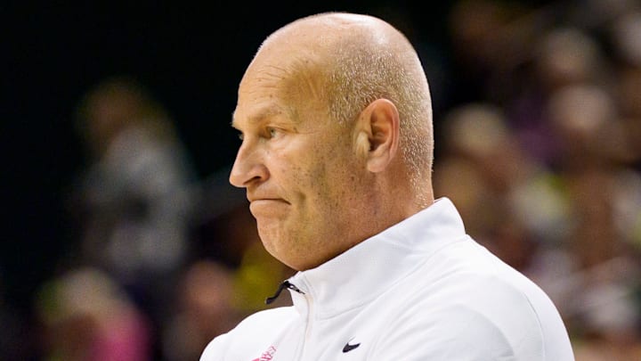 Oregon head coach Kelly Graves watches his team in the fourth quarter as the Oregon Ducks host the Illinois Fighting Illini on Feb. 4, 2026, at Matthew Knight Arena in Eugene, Oregon.