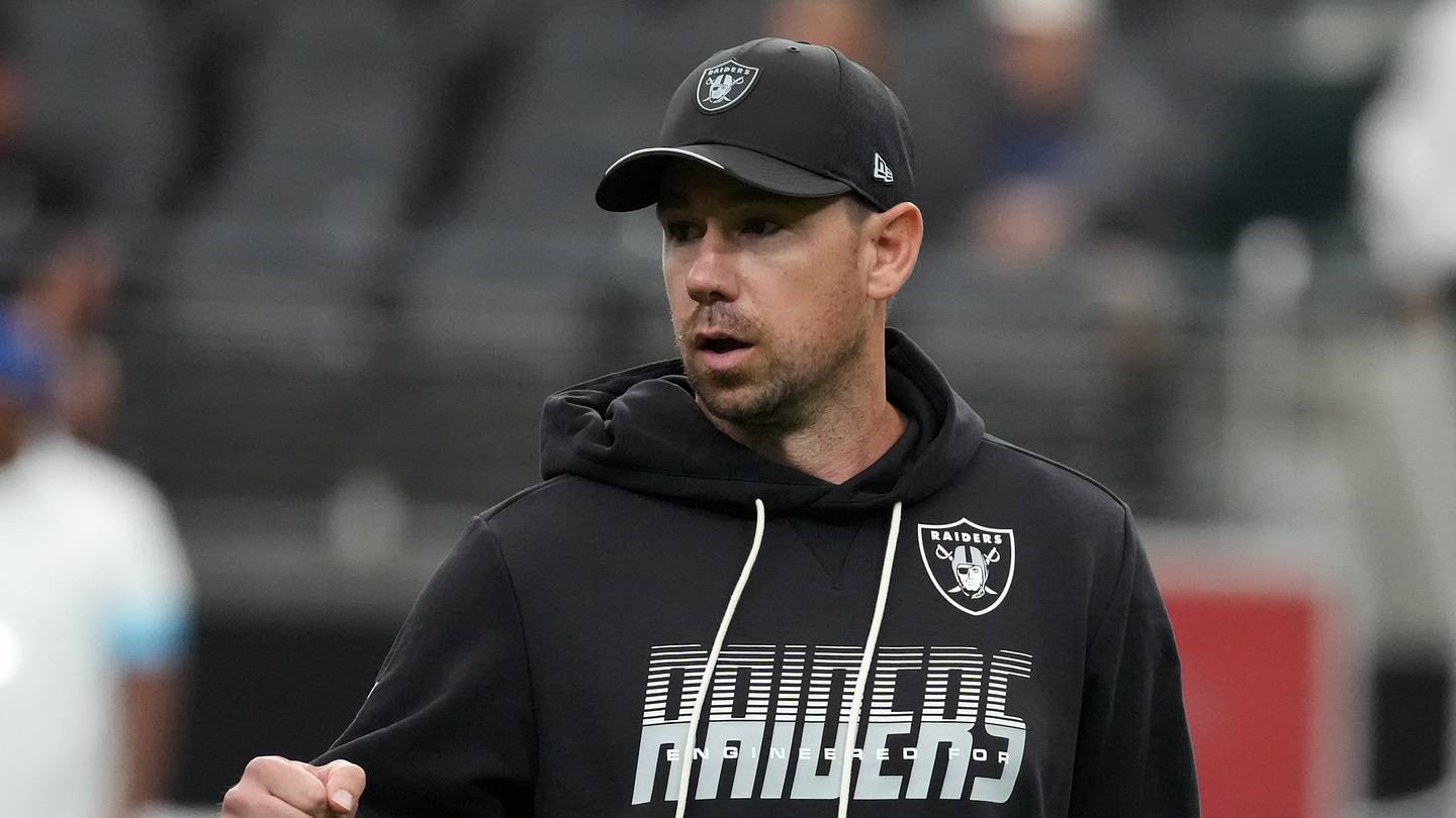 Why the Raiders Hold Advantage in Rebuild Showdown