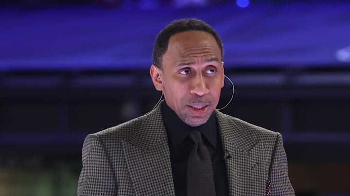 Feb 16, 2024; Indianapolis, IN, USA; Team Stephen A coach Stephen A. Smith looks on against Team Shannon during the All Star Celebrity Game at Lucas Oil Stadium. Mandatory Credit: Trevor Ruszkowski-Imagn Images Feb 16, 2024; Indianapolis, IN, USA; Team Stephen A coach Stephen A. Smith looks on against Team Shannon during the All Star Celebrity Game at Lucas Oil Stadium. Mandatory Credit: Trevor Ruszkowski-Imagn Images