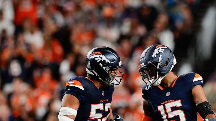 Sep 29, 2025; Denver, Colorado, USA; Denver Broncos linebacker Nik Bonitto (15) celebrates with Denver Broncos linebacker Jonah Elliss (52) after sacking Cincinnati Bengals quarterback Jake Browning (6) (not pictured) during the third quarter at Empower Field at Mile High. Sep 29, 2025; Denver, Colorado, USA; Denver Broncos linebacker Nik Bonitto (15) celebrates with Denver Broncos linebacker Jonah Elliss (52) after sacking Cincinnati Bengals quarterback Jake Browning (6) (not pictured) during the third quarter at Empower Field at Mile High.