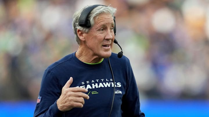 Nov 19, 2023; Inglewood, California, USA;  Seattle Seahawks head coach Pete Carroll looks on in the first half against the Los Angeles Rams at SoFi Stadium. Mandatory Credit: Kirby Lee-Imagn Images