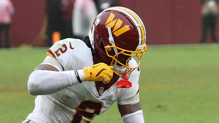 Washington Commanders cornerback Amik Robertson