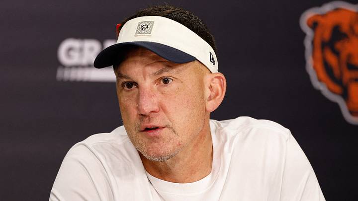 Chicago Bears defensive coordinator Dennis Allen