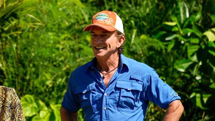 “Act One of a Horror Film” – SURVIVOR. Pictured (L-R): Jeff Probst. Photo: Robert Voets/CBS ©2025 CBS Broadcasting, Inc. All Rights Reserved.