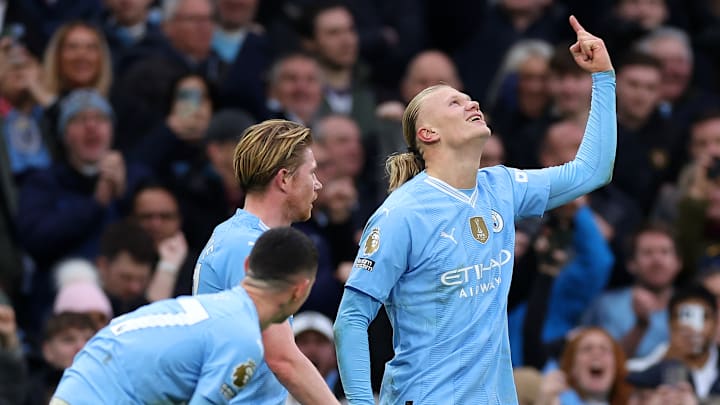 Manchester City v Manchester United - Premier League