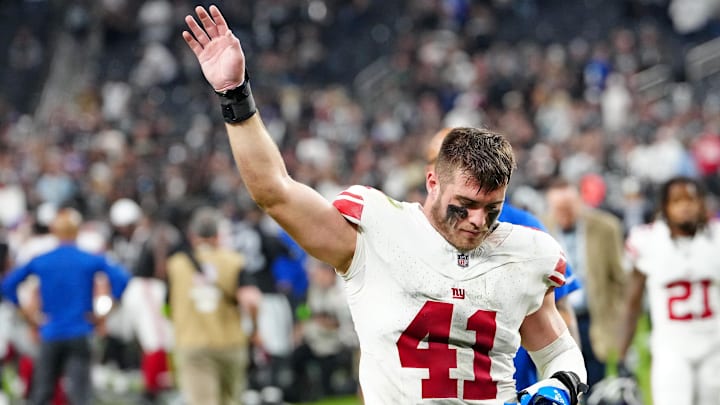Nov 5, 2023; Paradise, Nevada, USA; New York Giants linebacker Micah McFadden (41) waves to fans after the Las Vegas Raiders defeated the Giants 30-6 at Allegiant Stadium. Mandatory Credit: Stephen R. Sylvanie-Imagn Images