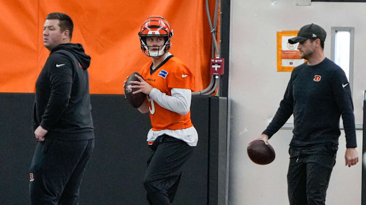 Bengals Joe Burrow (9) returns to practice on Monday November 10, 2025.