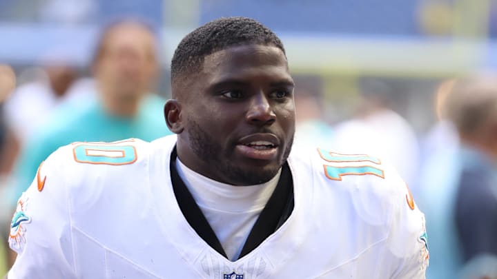 Miami Dolphins wide receiver Tyreek Hill leaves the field 