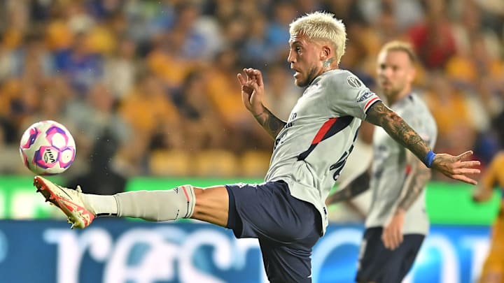 El argentino Gonzalo Piovi vio la amarilla frente a los Tigres