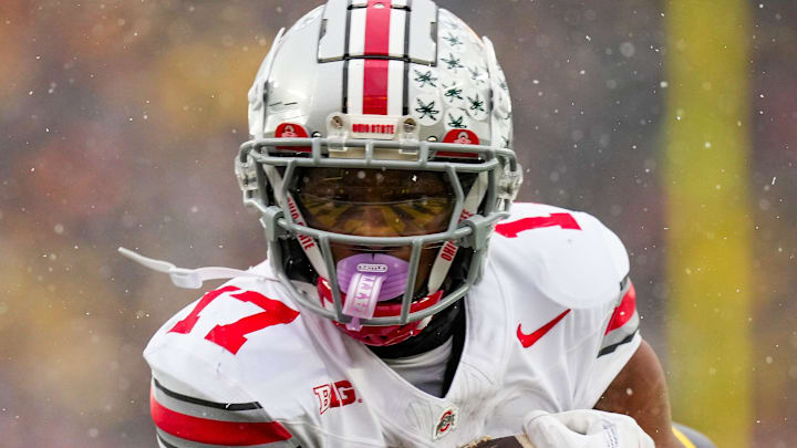 Ohio State Buckeyes wide receiver Carnell Tate Ohio State Buckeyes wide receiver Carnell Tate