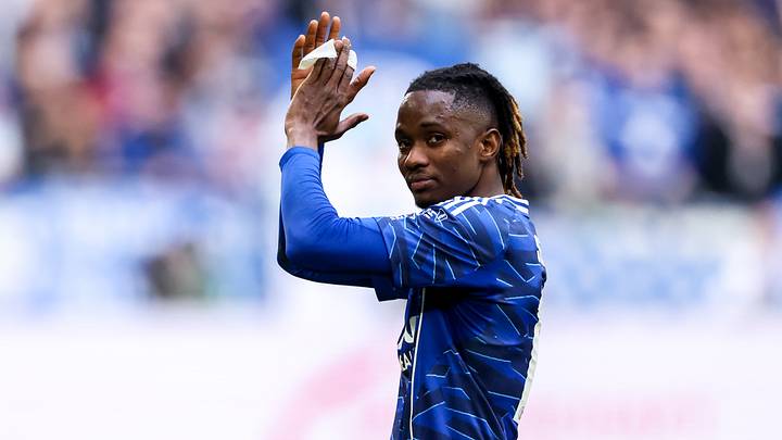Ist Moussa Ndiaye noch immer ein Thema beim S04? Ist Moussa Ndiaye noch immer ein Thema beim S04?